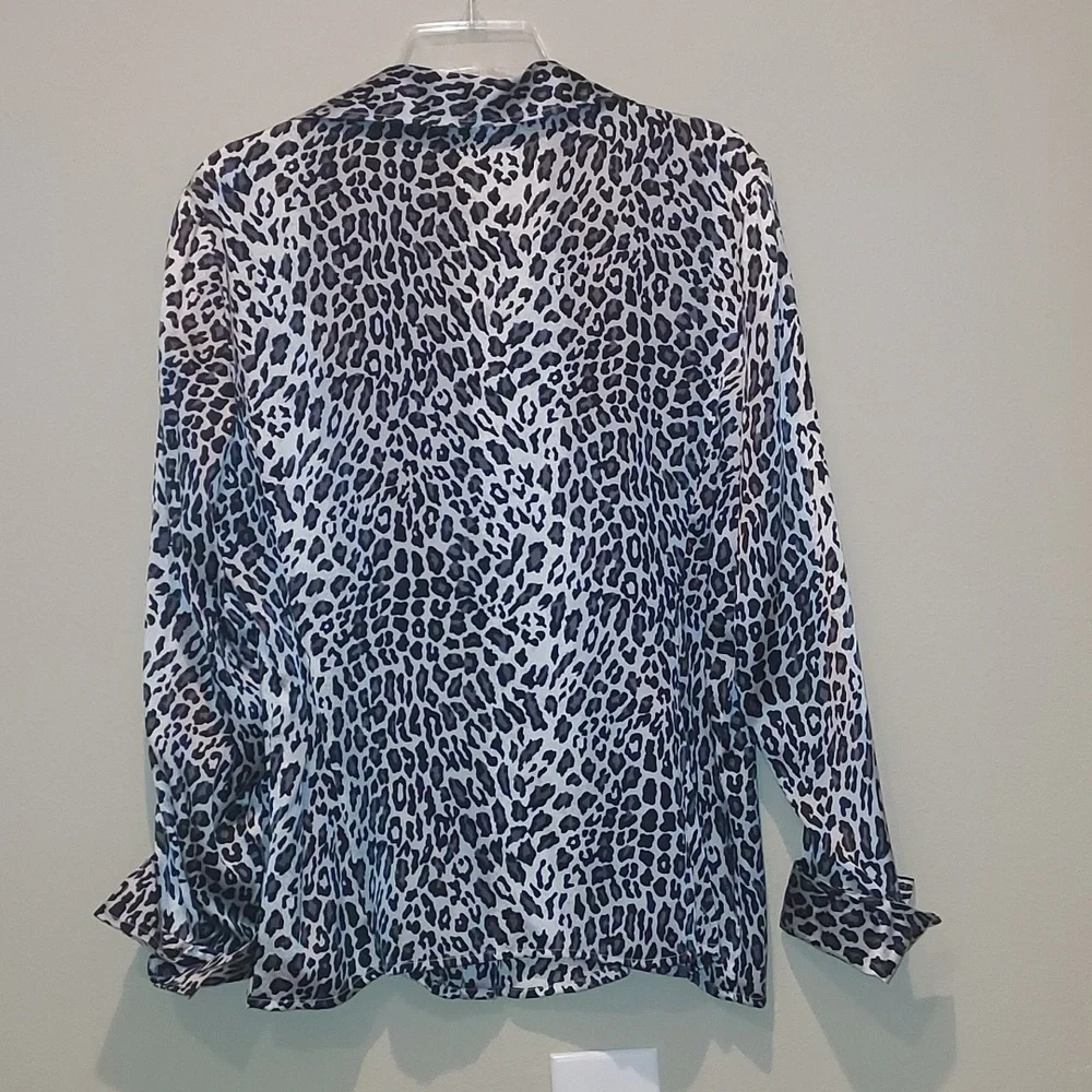 Transitions VTG 100% Silk blouse - Picture 6 of 6